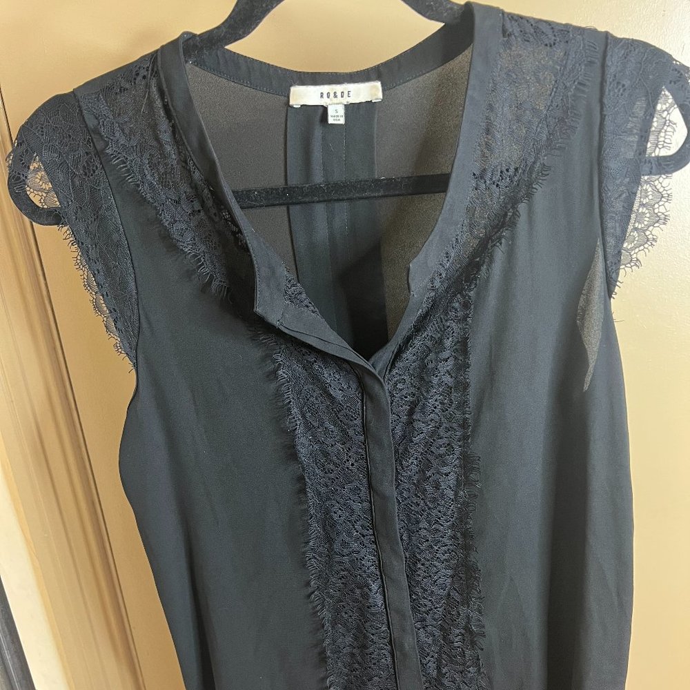 Ro & De Women's Lace blouse Short Sleeve Blouse Black Sz. XSmall